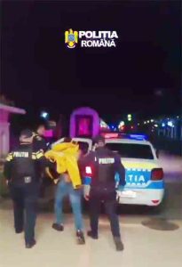 [VIDEO] A fost reținut: a amenințat agenții de pază din gara Arad